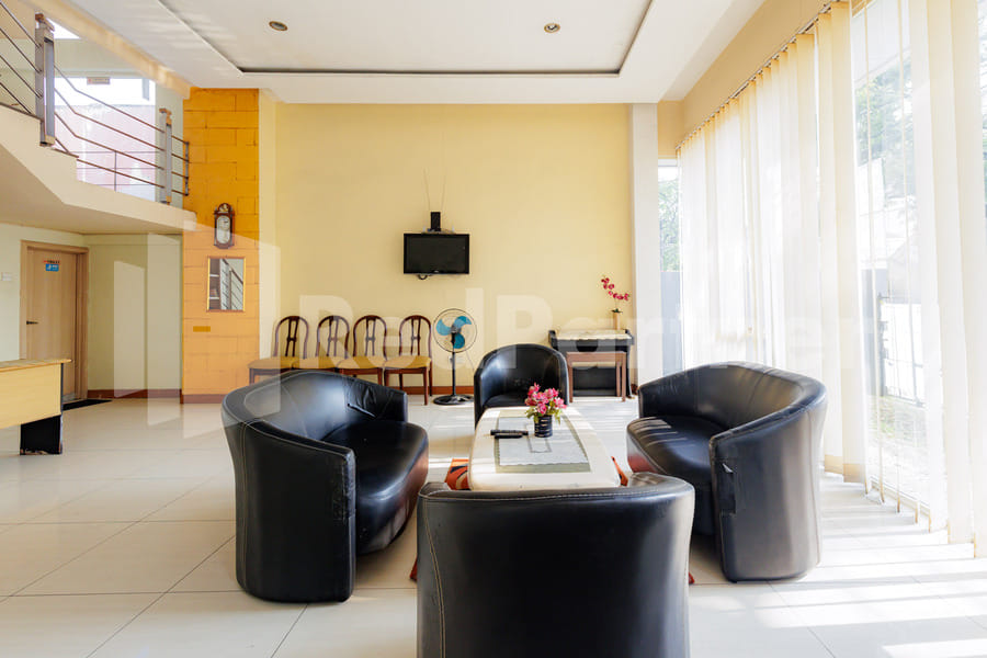 Wisma Anggrek Syariah Mitra Reddoorz