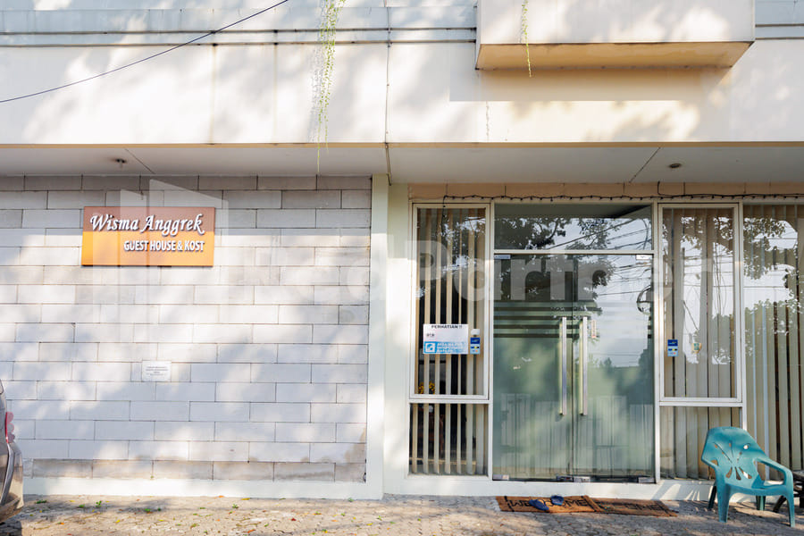 Wisma Anggrek Syariah Mitra Reddoorz