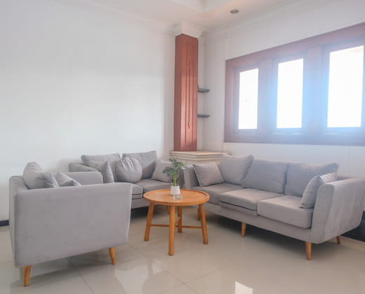 Urbanview Omah Pari Boutique Hotel