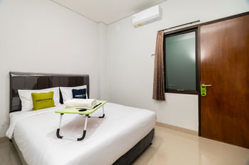 Urbanview Hotel Pasar Baru Jakarta