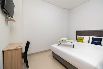 Urbanview Hotel Pasar Baru Jakarta