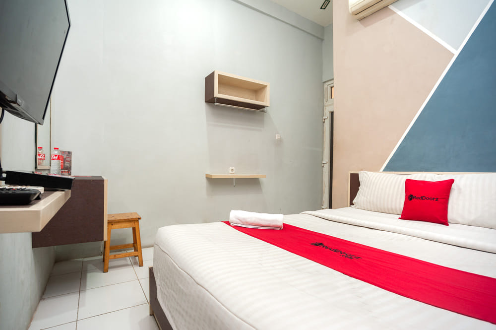 RedDoorz Room
