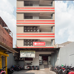 RedDoorz near Binus Anggrek 2