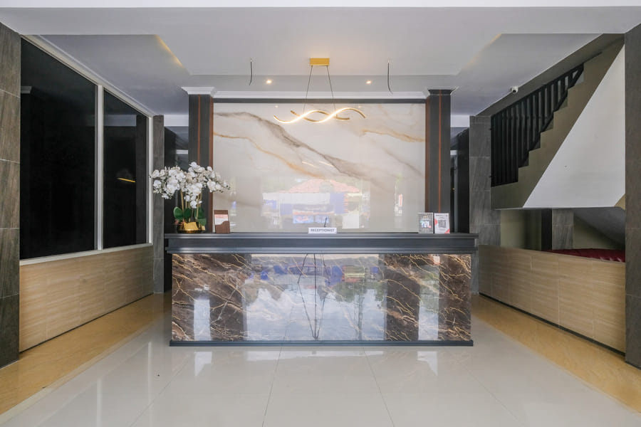 Urbanview TWH Costel near Stadion Maguwoharjo Yogyakarta