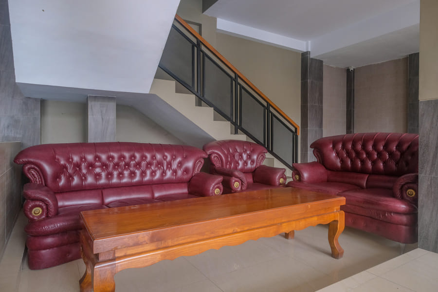 Urbanview TWH Costel near Stadion Maguwoharjo Yogyakarta