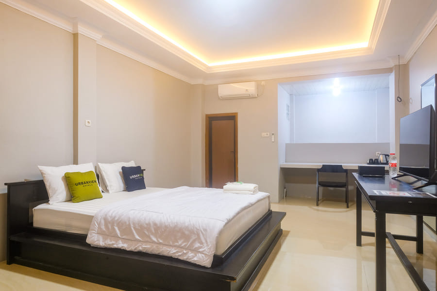 Urbanview TWH Costel near Stadion Maguwoharjo Yogyakarta