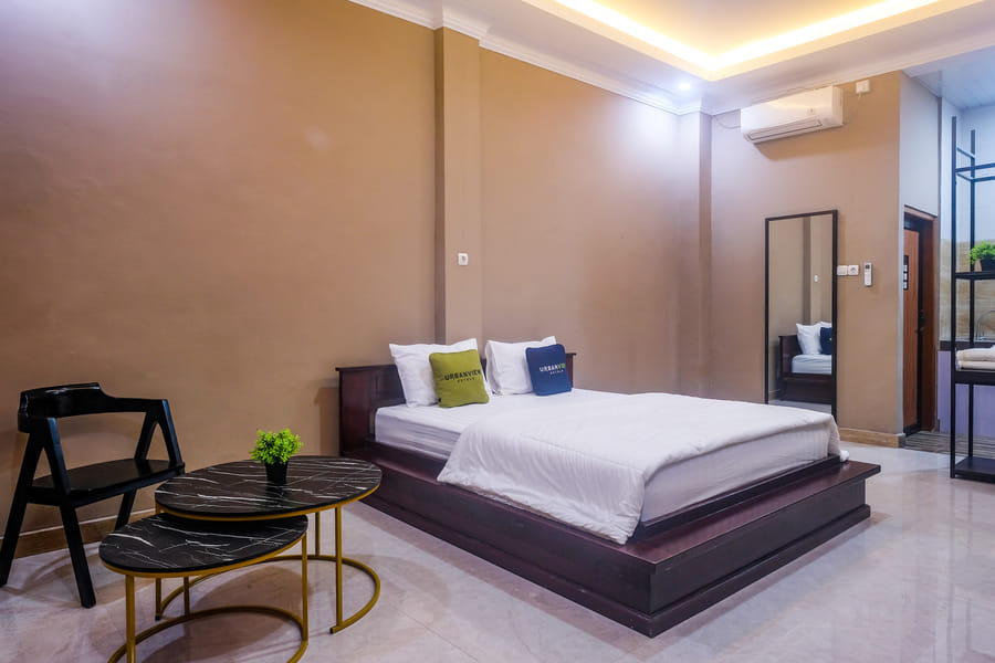 Urbanview TWH Costel near Stadion Maguwoharjo Yogyakarta