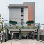 Urbanview Greenville Jakarta