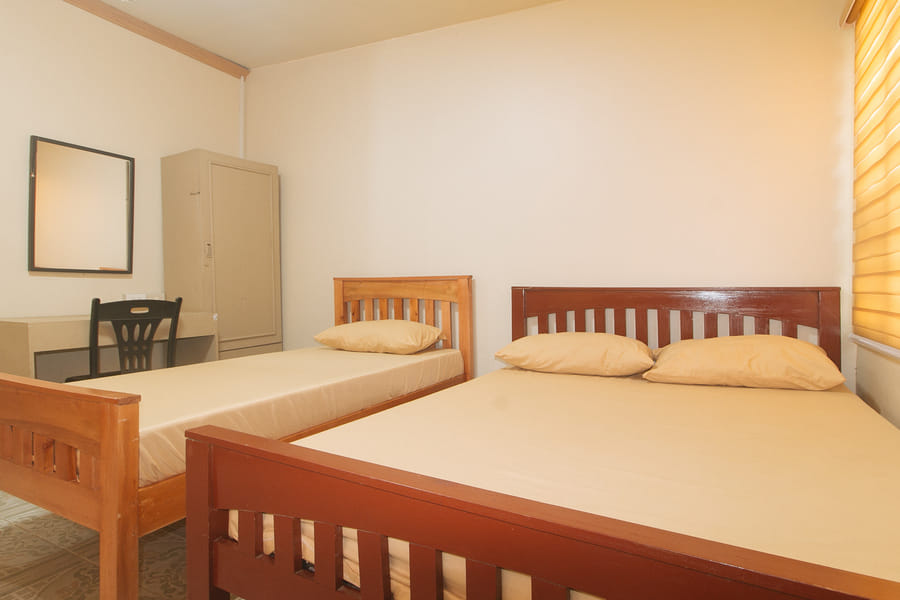 Kababayan Pensione House by RedDoorz