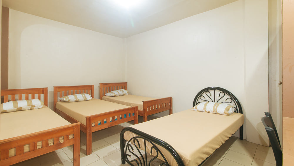 Single Bed in 6-Bed Dormitory Room