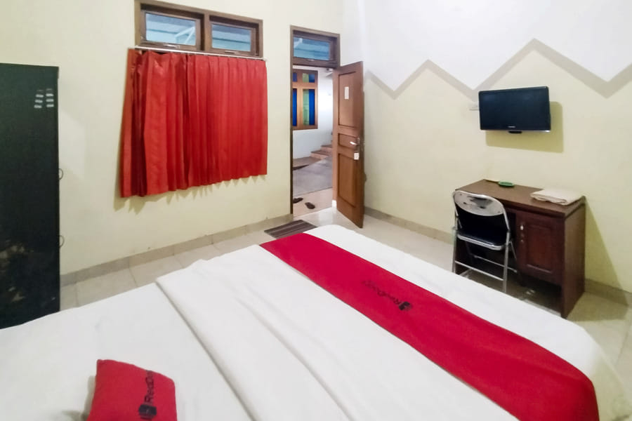 RedDoorz @ Guesthouse Oemah Opa Metro Lampung