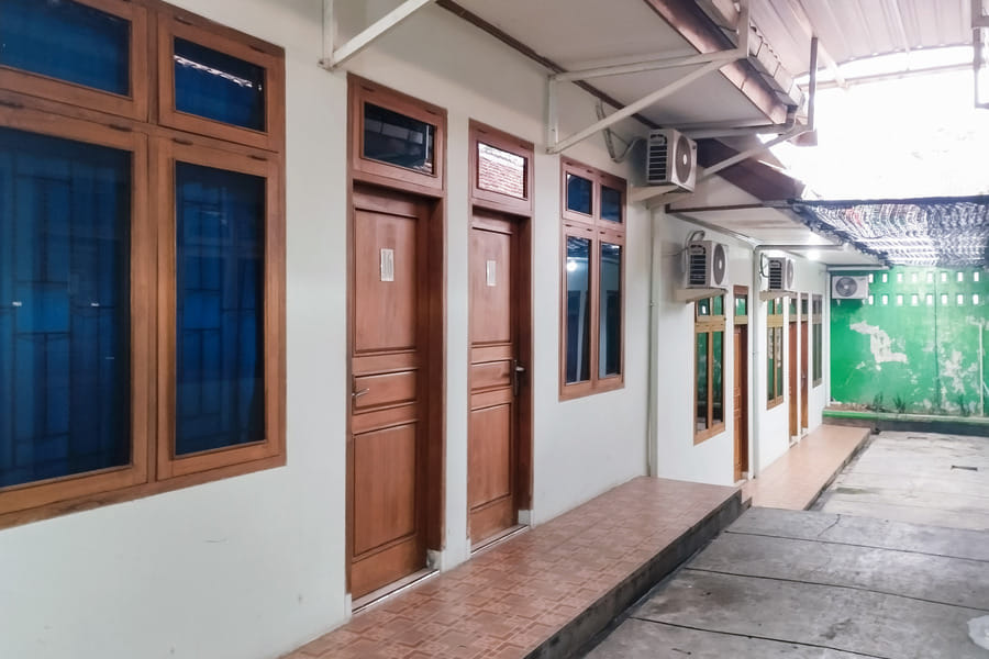 RedDoorz @ Guesthouse Oemah Opa Metro Lampung
