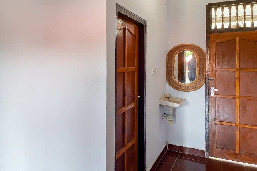 Guest House Surya Ayu Permai Buleleng Mitra RedDoorz