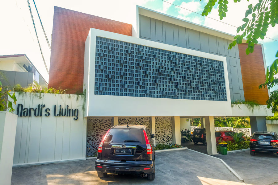 Urbanview Hotel Nardis Living near UMY