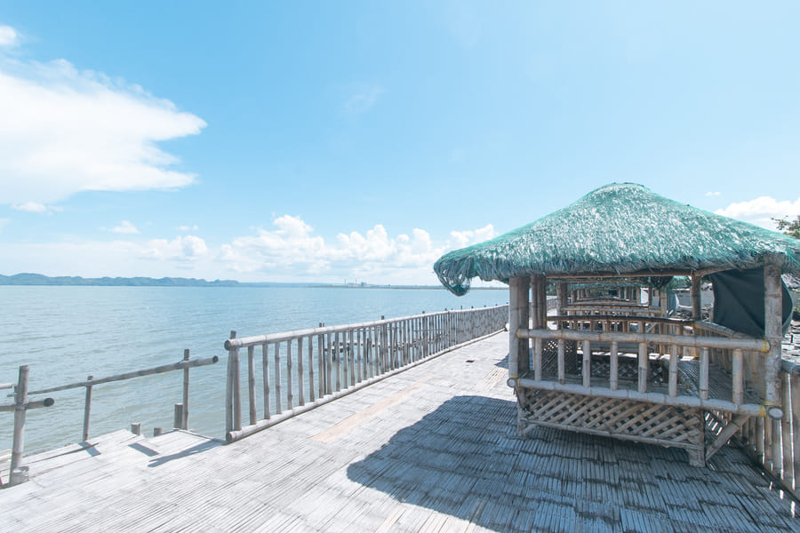 Riannes Beach Resort by RedDoorz