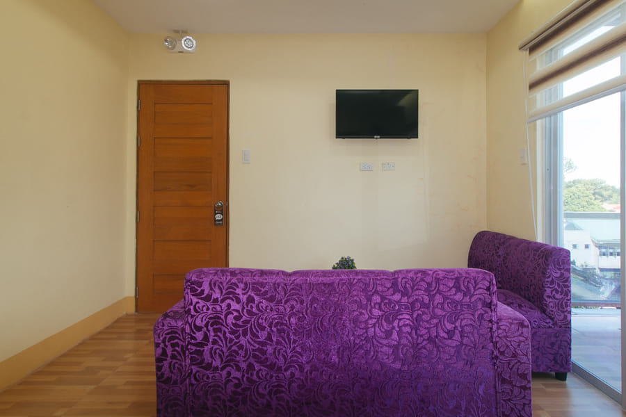RedDoorz @ Casa Barcelona Condotel