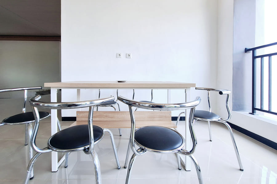 RedDoorz near Stasiun Kediri