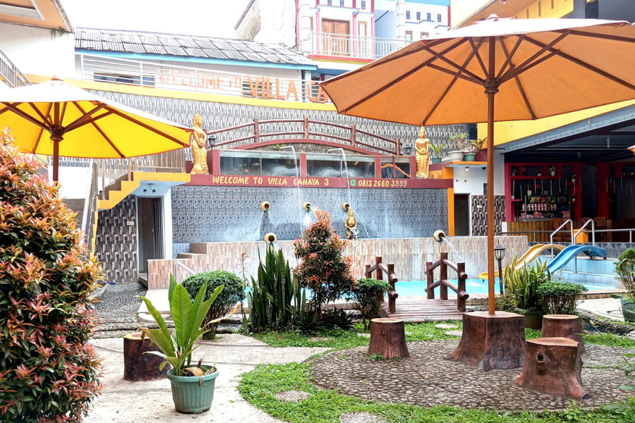 Villa Cahaya 3 Guci Mitra RedDoorz