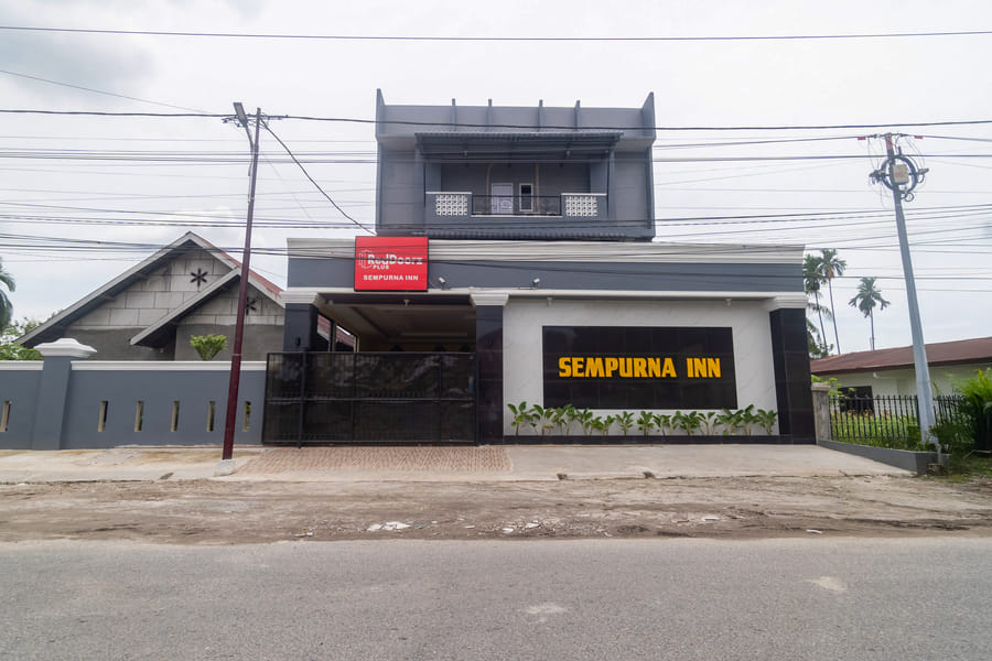 RedDoorz Plus @ Sempurna Inn Medan