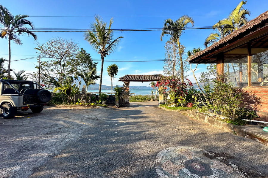 Baruna Lake Side View
