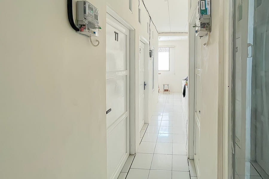 Urbanview Grey CSB Mall Cirebon