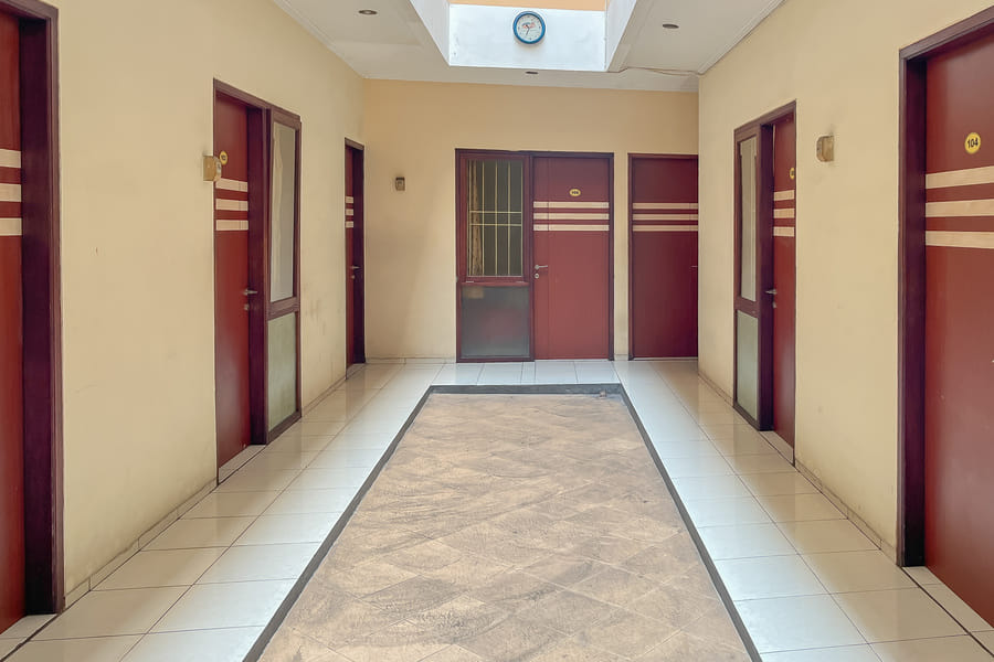 RedDoorz near Tegalega Park 2