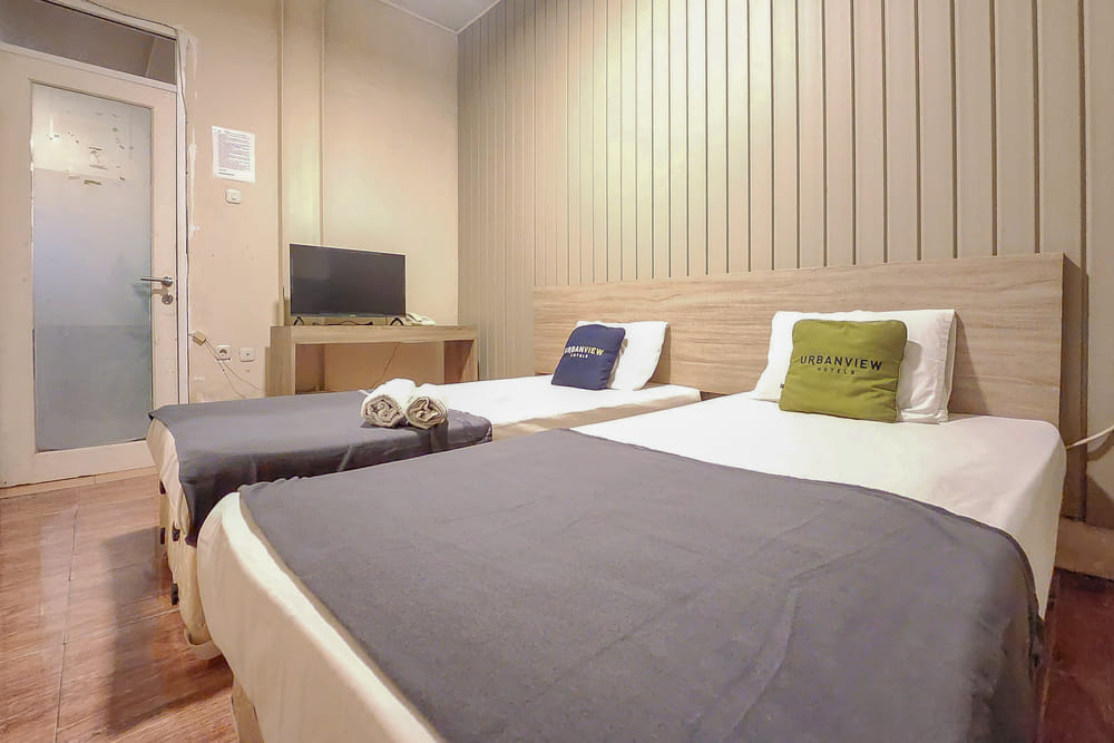 SALE Room