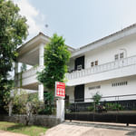 RedDoorz near Trans Studio Mall Cibubur