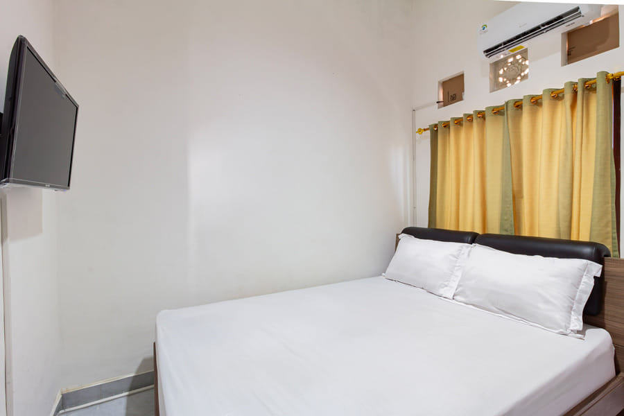 SN Guest House Near Trans Studio Mall
