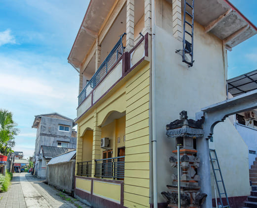 SN Guest House Near Trans Studio Mall