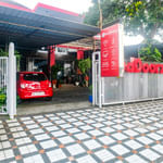 Reddoorz near Batik Tulis Celaket 2