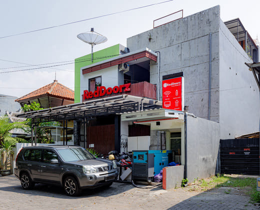 RedDoorz Syariah @ Jl. Cengger Ayam Dalam