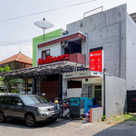 RedDoorz Syariah @ Jl. Cengger Ayam Dalam