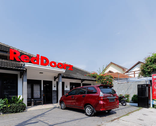 RedDoorz @ Soekarno Hatta 2