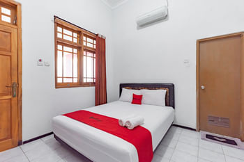 Reddoorz @ Ciliwung Guest House Syariah