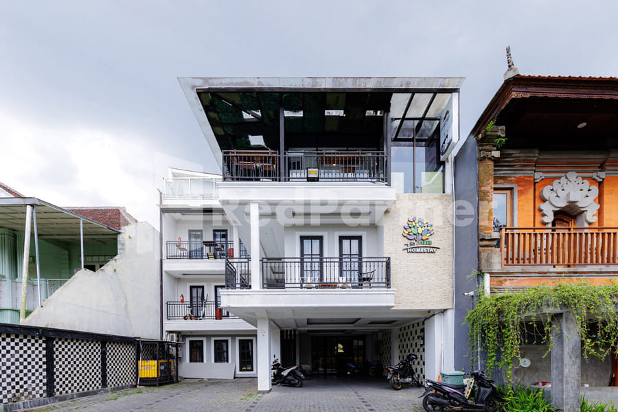 Tree Homestay Mitra RedDoorz