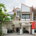 RedDoorz @ Jalan Danau Limboto