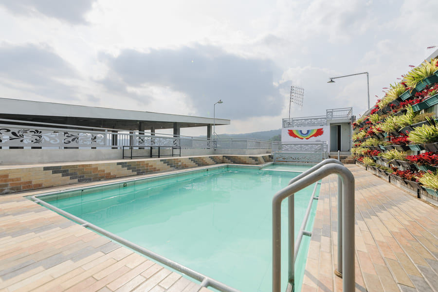 Urbanview Hotel Sky Batu Malang by RedDoorz