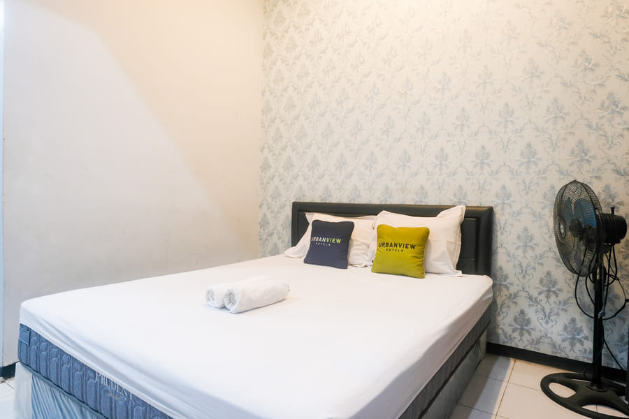 Urbanview The Halona near Jawa Timur Park 4