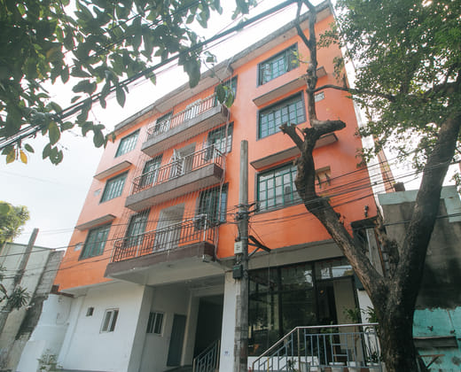 RedDoorz @ Najar Residences near NAIA