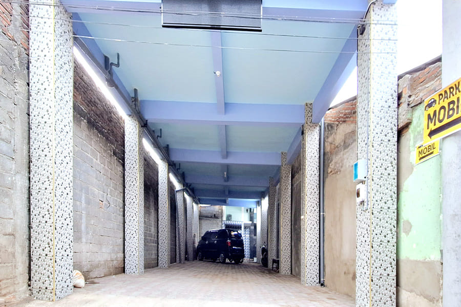 RedDoorz @ Queen Asri Premium