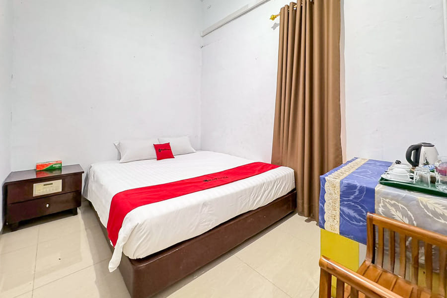 RedDoorz Syariah @ Sayang Ibu Village Nongsa Batam