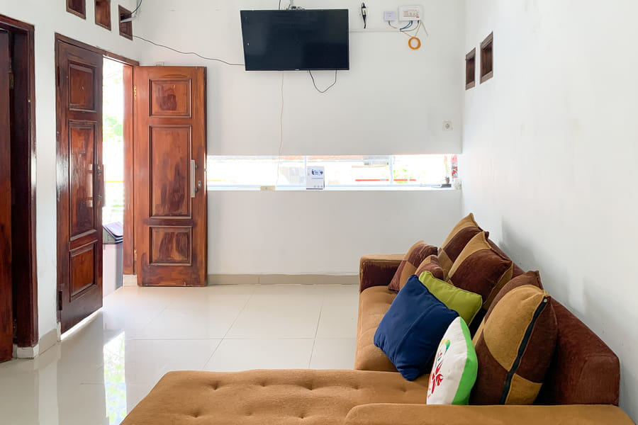 Urbanview Hotel Permata Syariah Garut