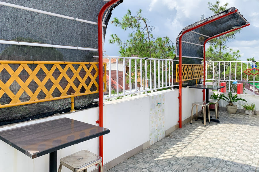 Urbanview Hotel Permata Syariah Garut