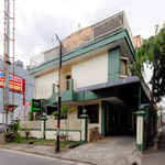 Urbanview Hotel Mitra near Grand Indonesia