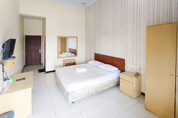 Gita Puri RedPartner Blitar