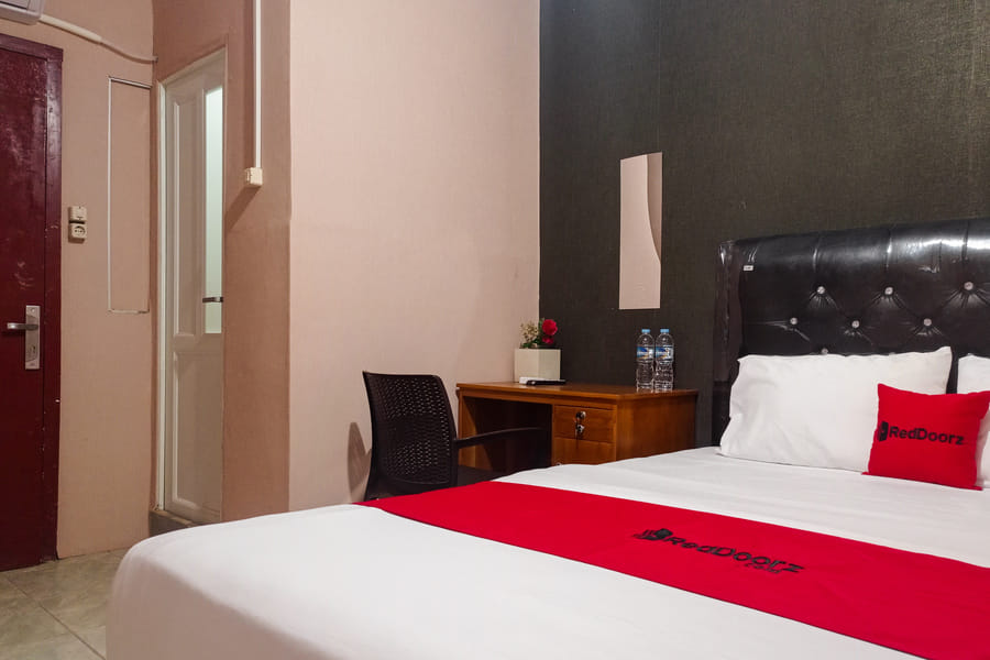RedDoorz @ Hotel Island Bengkulu