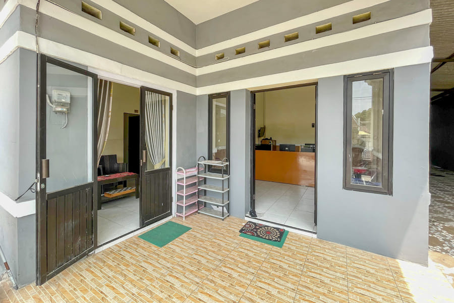 Wisma Air Mancur Malang Mitra RedDoorz