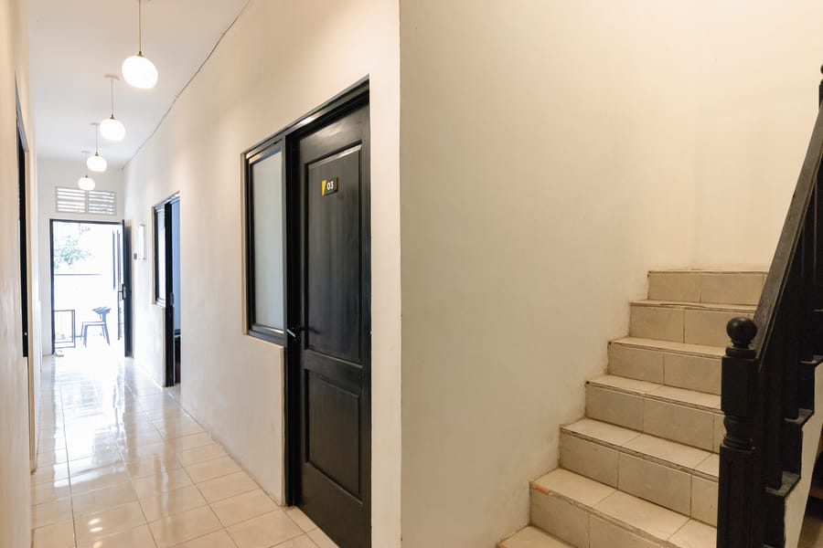 RedDoorz @ Flamboyan Harapan Indah