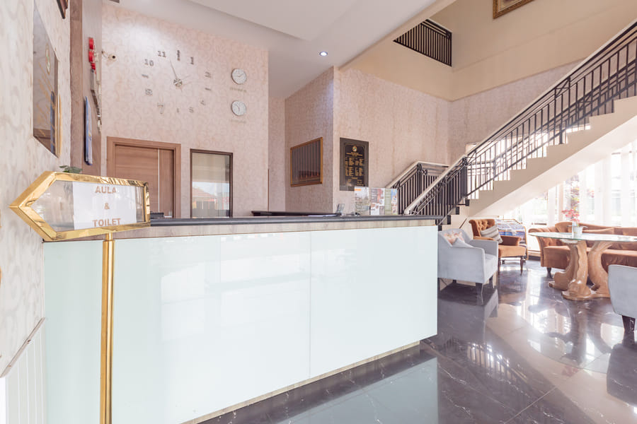 RedDoorz Premium @ Griya Inkoppabri Cisarua Puncak